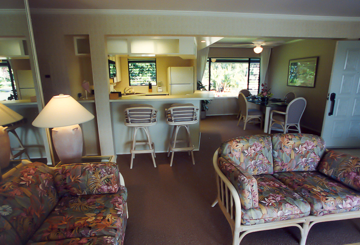 A cozy living room area at VRI's Alii Kai Resort in Hawaii